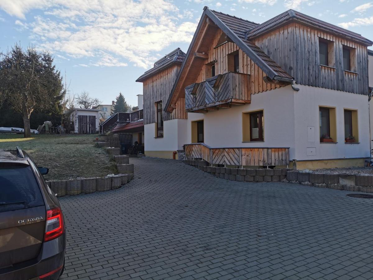 Ferienwohnung Und Pension Guertler Werdau Екстер'єр фото